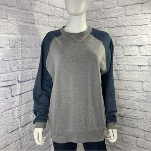 Alta Gracia‎ unisex pullover sweatshirt